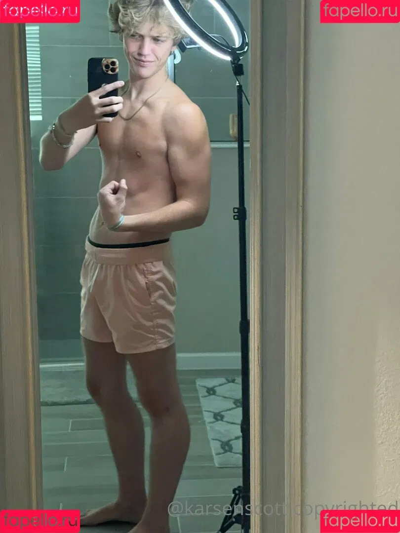 karsen.scott Onlyfans Photo Gallery 