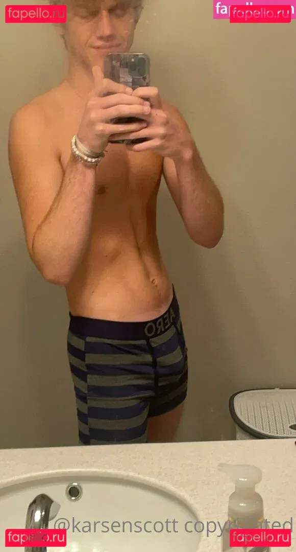 karsen.scott Onlyfans Photo Gallery 