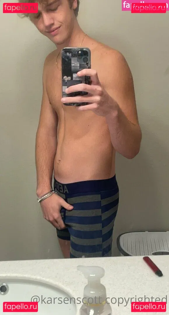 karsen.scott Onlyfans Photo Gallery 