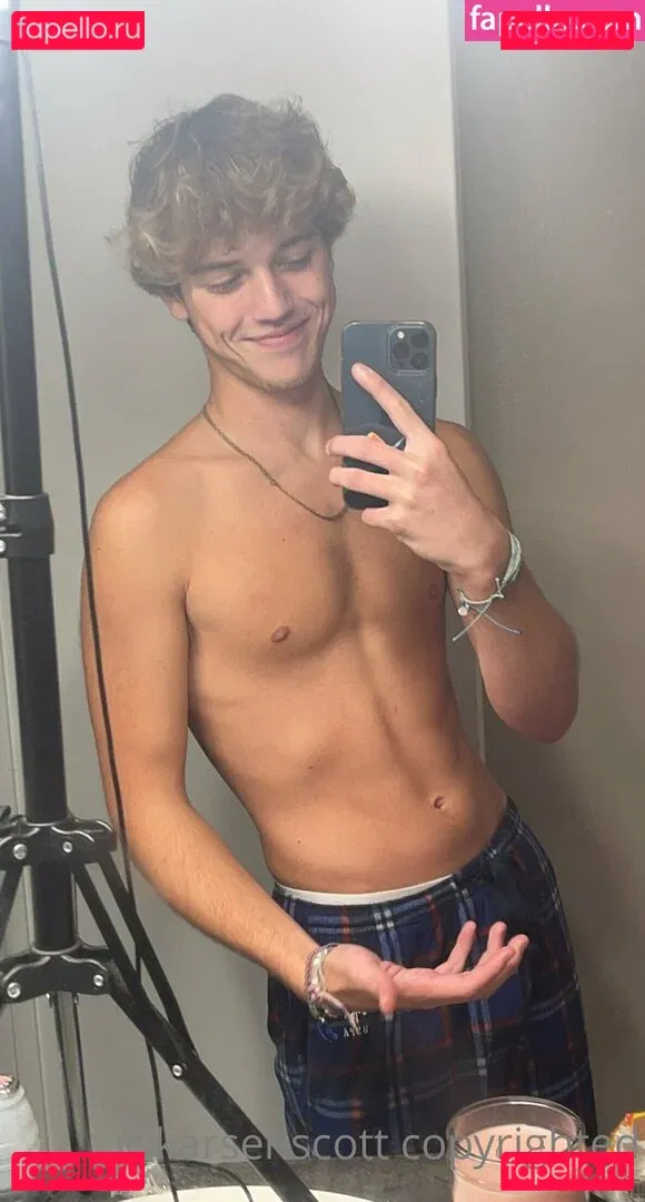 karsen.scott Onlyfans Photo Gallery 