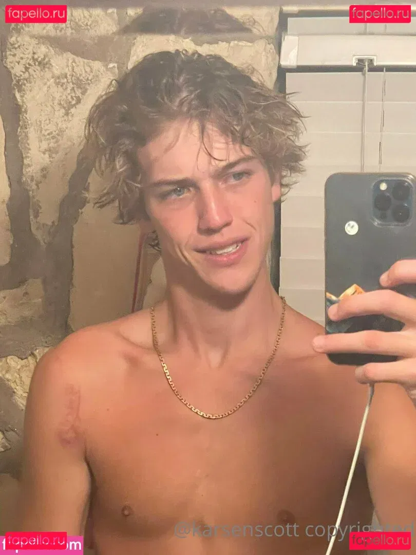karsen.scott Onlyfans Photo Gallery 
