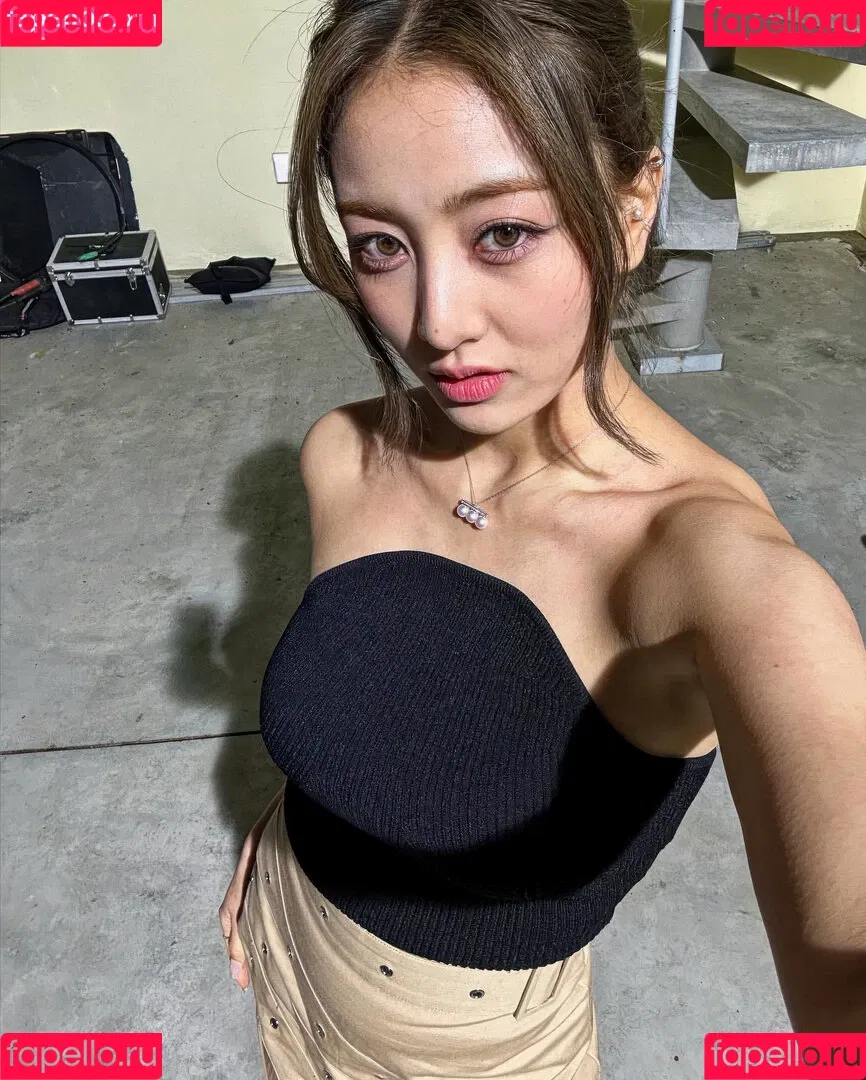 Jihyo Onlyfans Photo Gallery 