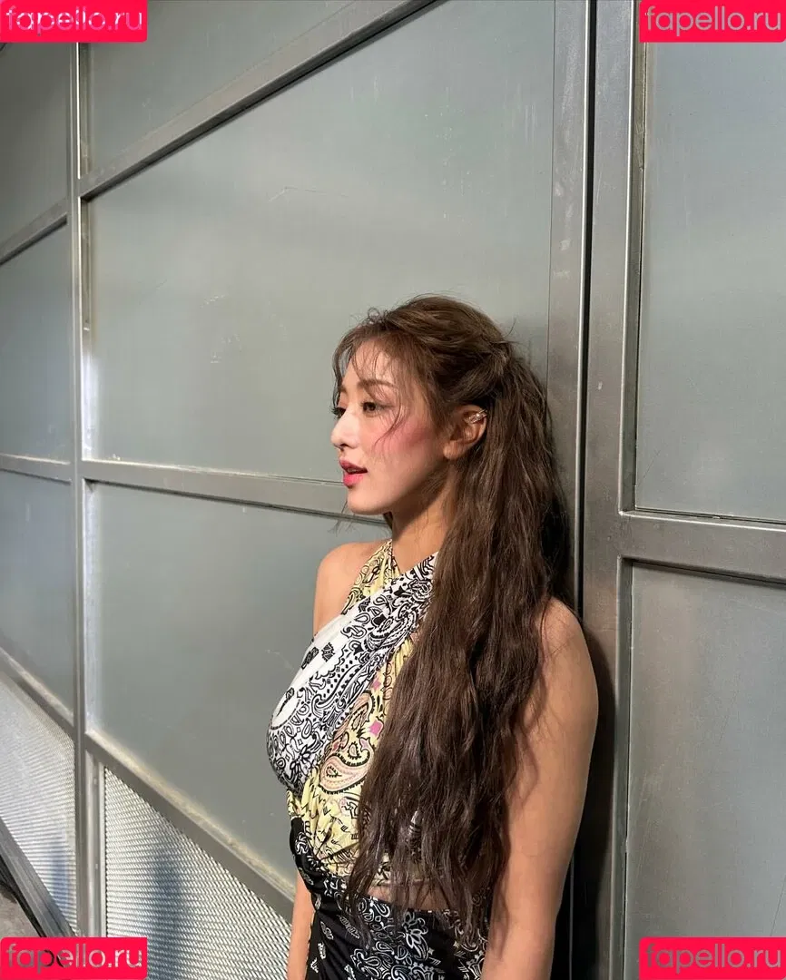 Jihyo Onlyfans Photo Gallery 