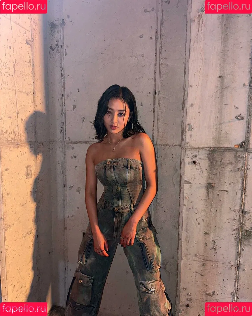 Jihyo Onlyfans Photo Gallery 