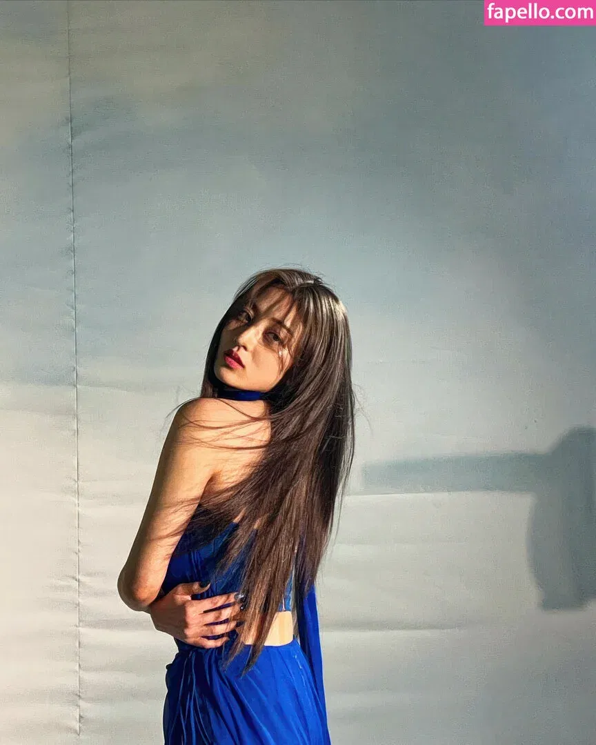 Jihyo Onlyfans Photo Gallery 