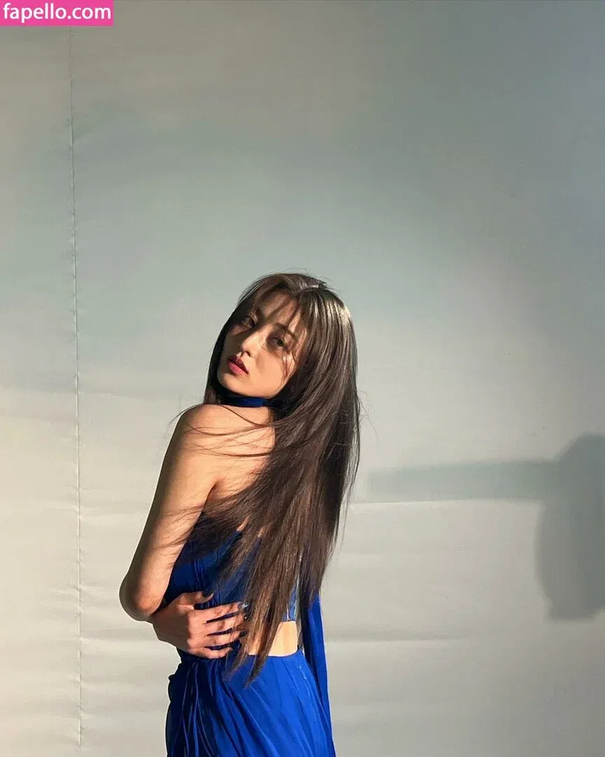 Jihyo Onlyfans Photo Gallery 