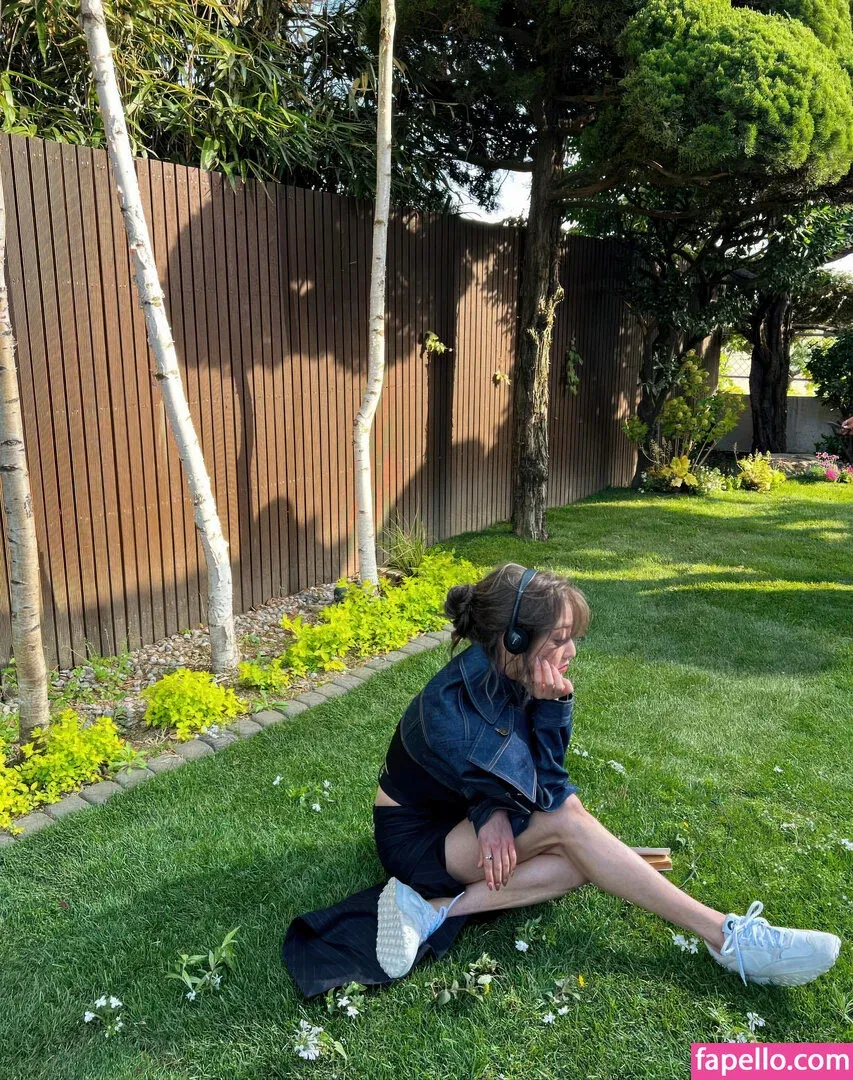 Jihyo Onlyfans Photo Gallery 