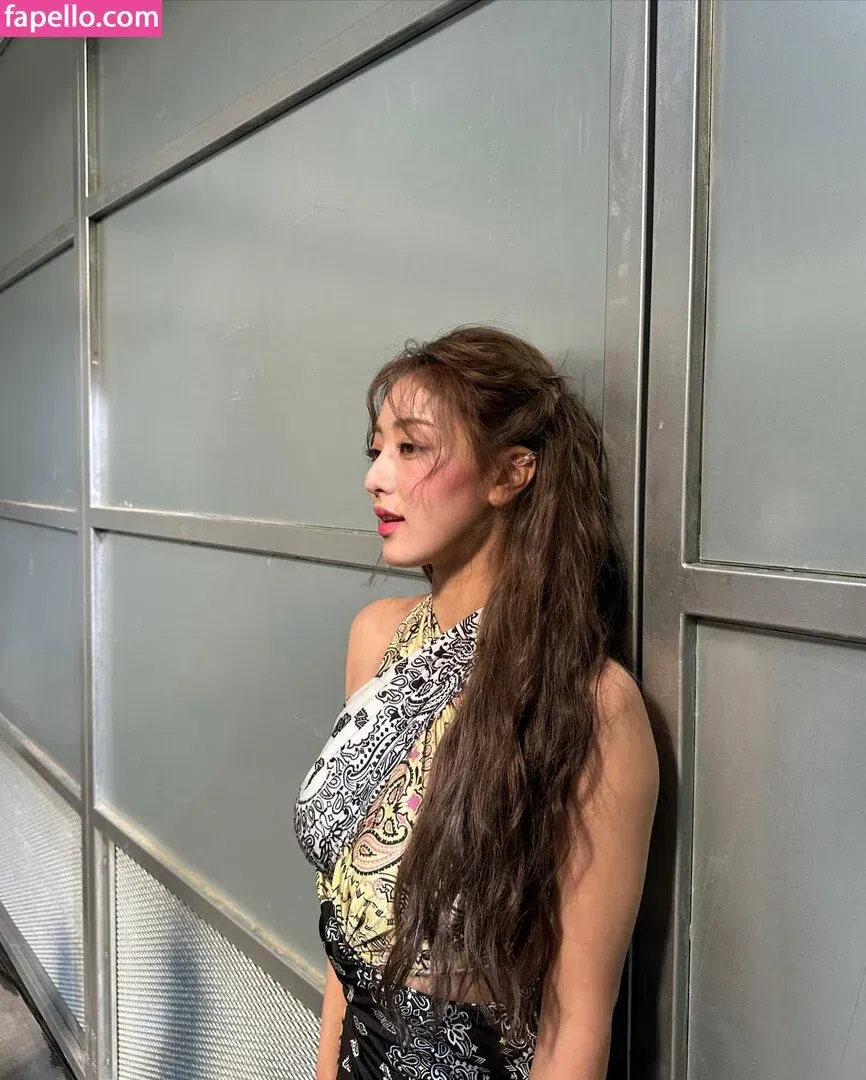 Jihyo Onlyfans Photo Gallery 