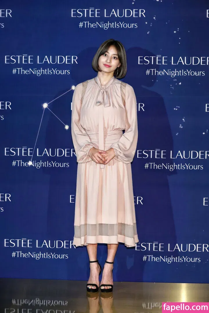 Jihyo Onlyfans Photo Gallery 