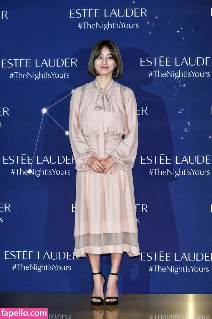 Jihyo Onlyfans Photo Gallery 