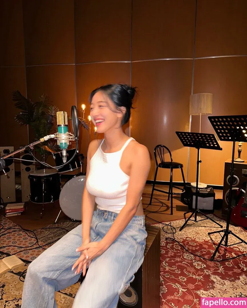 Jihyo Onlyfans Photo Gallery 