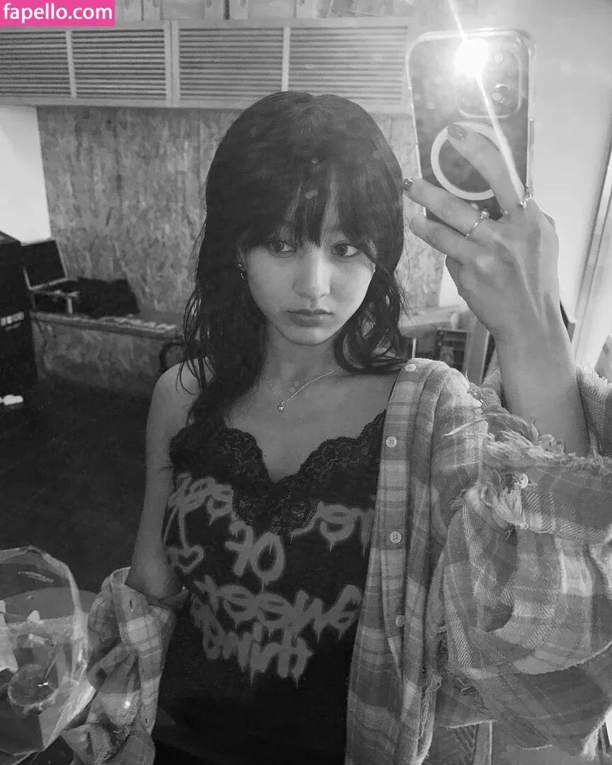 Jihyo Onlyfans Photo Gallery 