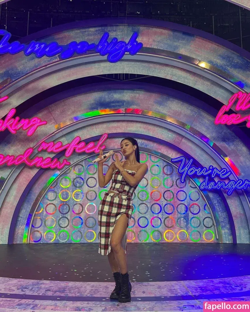 Jihyo Onlyfans Photo Gallery 