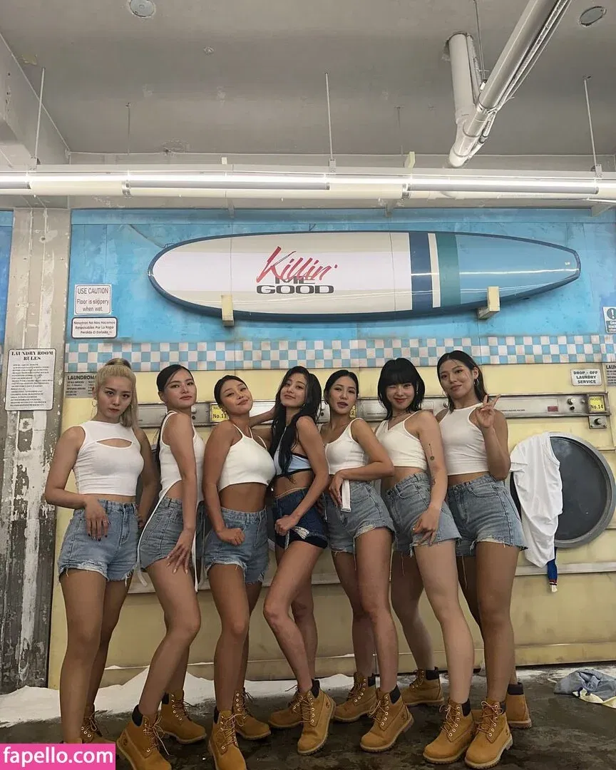 Jihyo Onlyfans Photo Gallery 