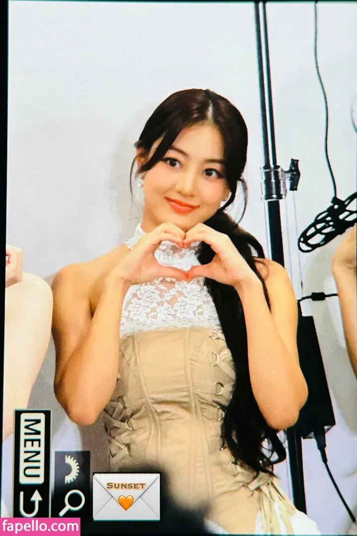 Jihyo Onlyfans Photo Gallery 