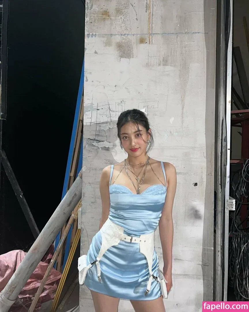 Jihyo Onlyfans Photo Gallery 