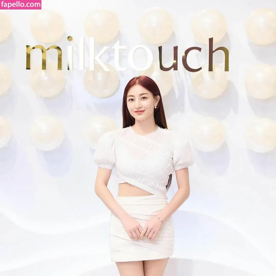 Jihyo Onlyfans Photo Gallery 