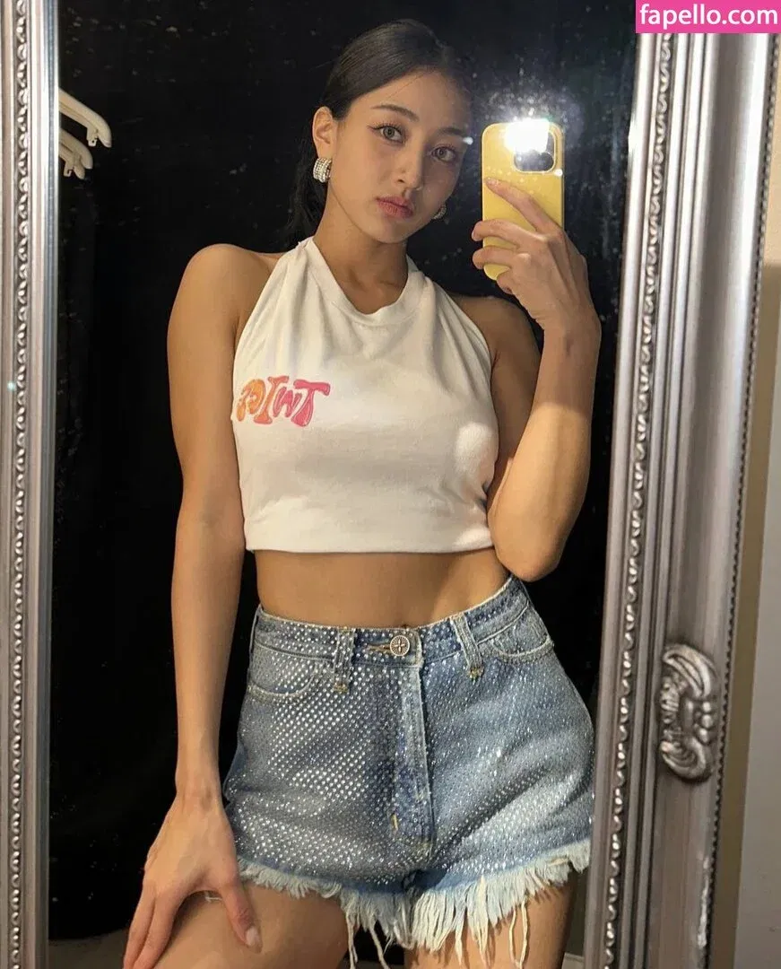 Jihyo Onlyfans Photo Gallery 