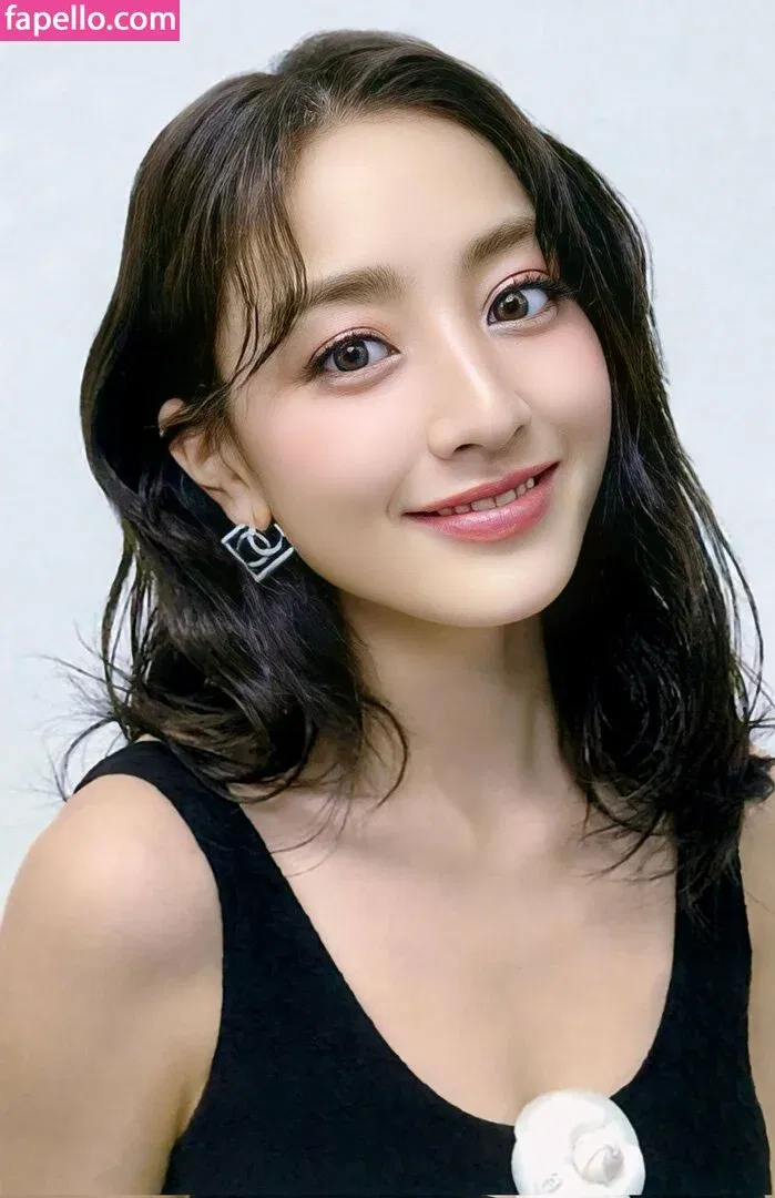 Jihyo Onlyfans Photo Gallery 