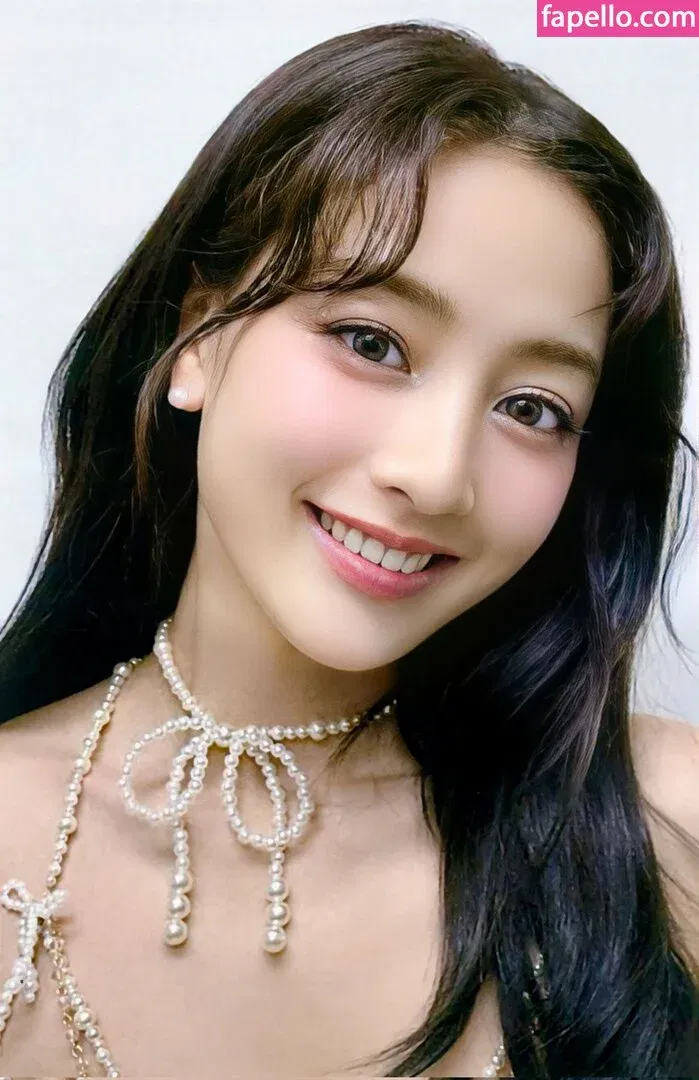 Jihyo Onlyfans Photo Gallery 