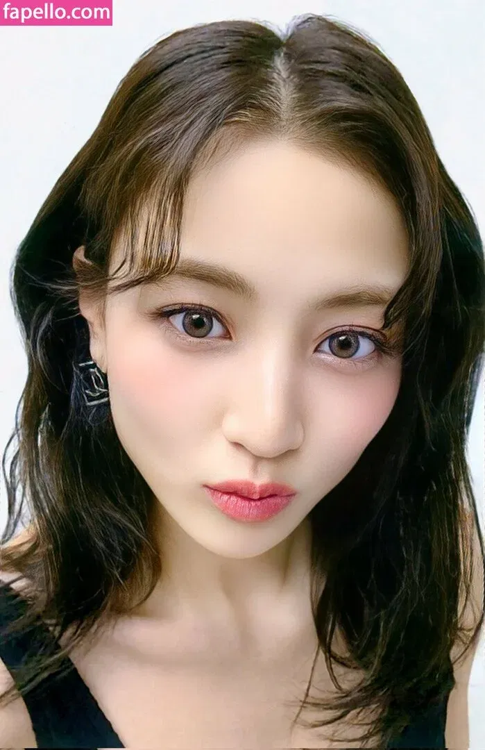 Jihyo Onlyfans Photo Gallery 