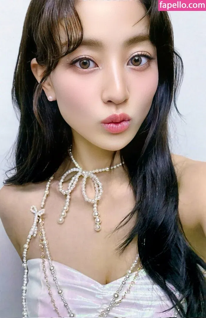 Jihyo Onlyfans Photo Gallery 