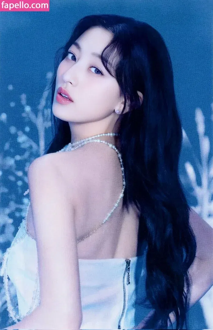 Jihyo Onlyfans Photo Gallery 