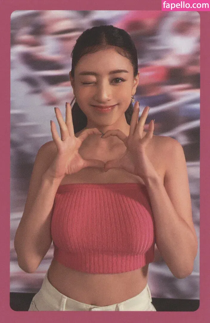 Jihyo Onlyfans Photo Gallery 