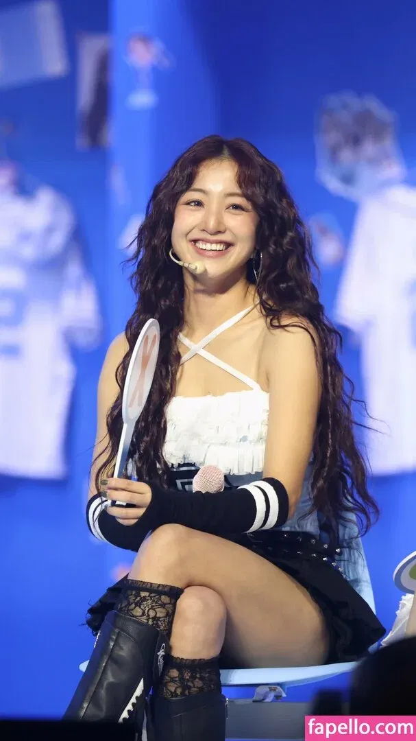 Jihyo Onlyfans Photo Gallery 