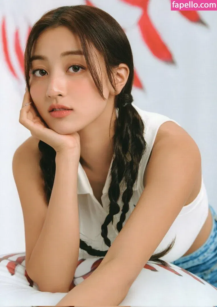 Jihyo Onlyfans Photo Gallery 
