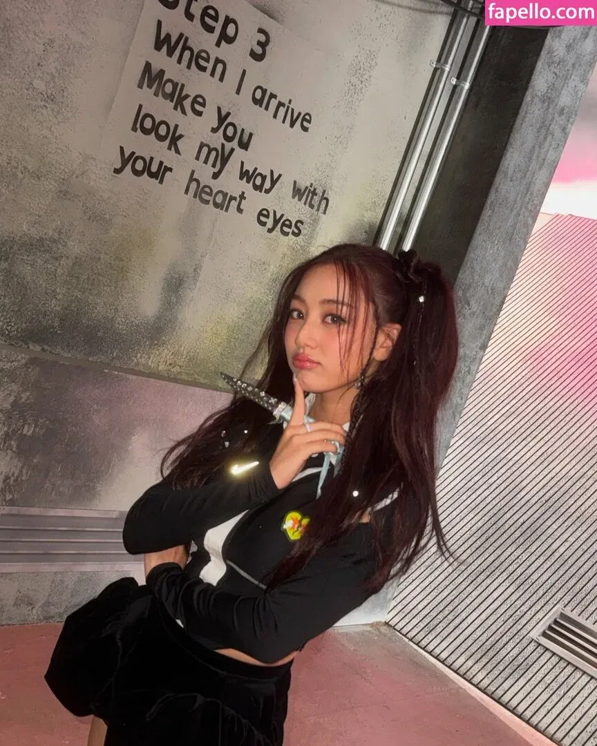 Jihyo Onlyfans Photo Gallery 