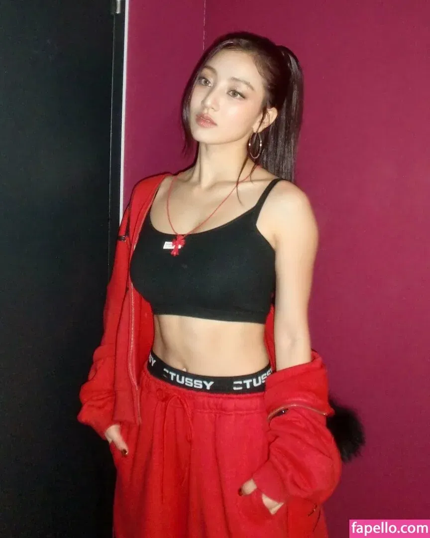 Jihyo Onlyfans Photo Gallery 