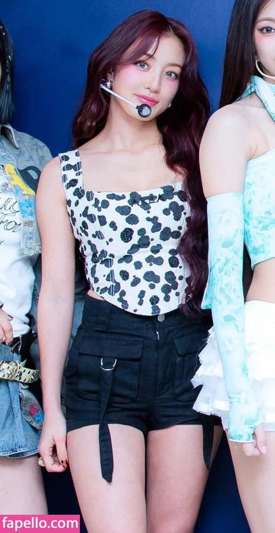 Jihyo Onlyfans Photo Gallery 