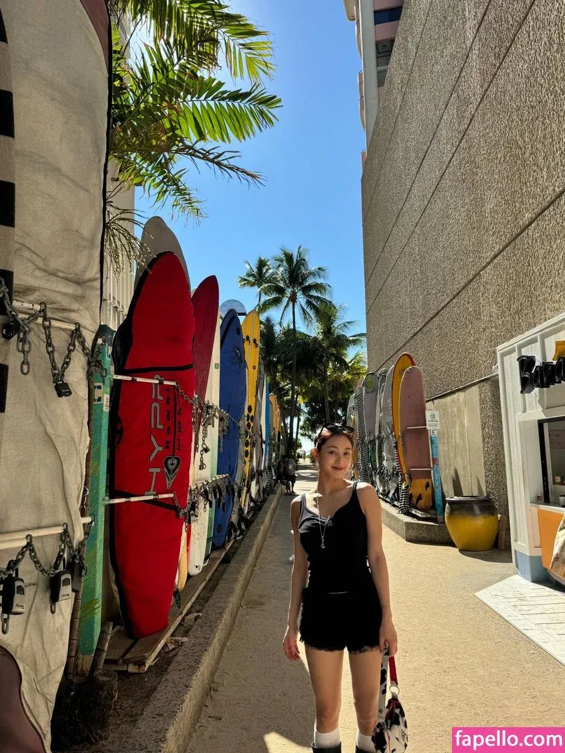 Jihyo Onlyfans Photo Gallery 