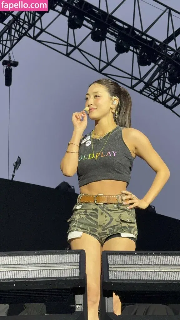 Jihyo Onlyfans Photo Gallery 