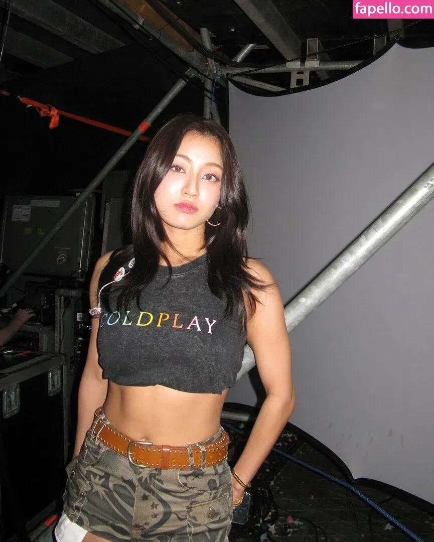 Jihyo Onlyfans Photo Gallery 