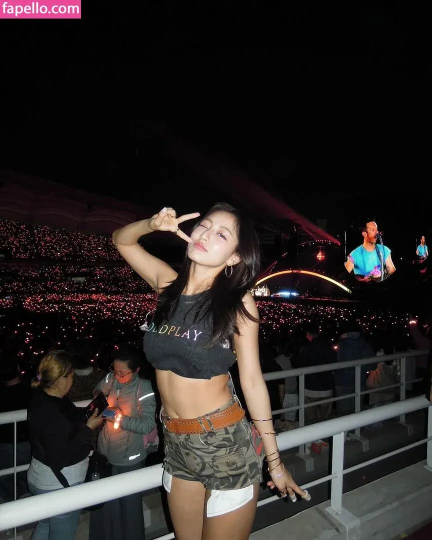 Jihyo Onlyfans Photo Gallery 