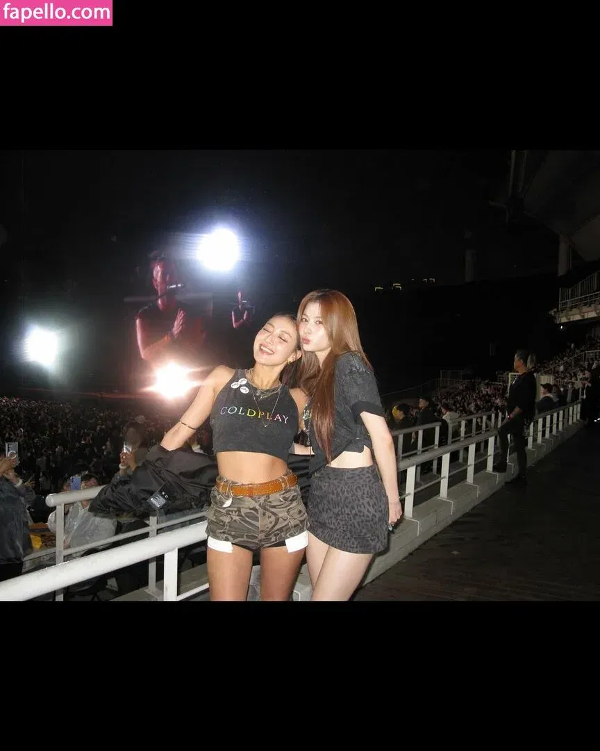 Jihyo Onlyfans Photo Gallery 