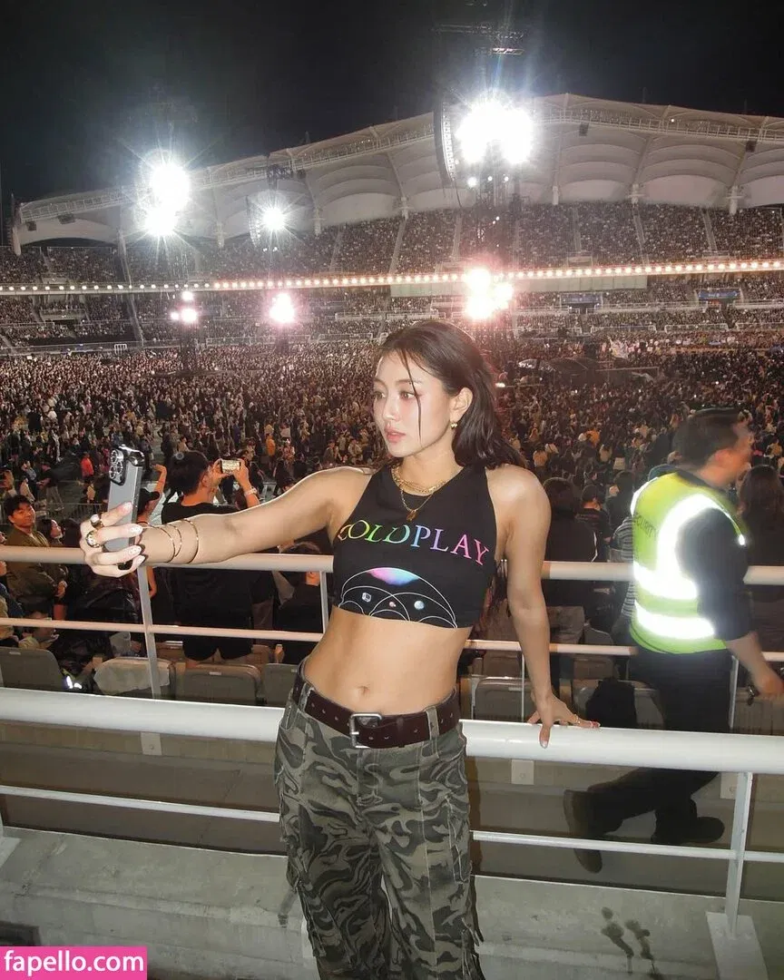 Jihyo Onlyfans Photo Gallery 