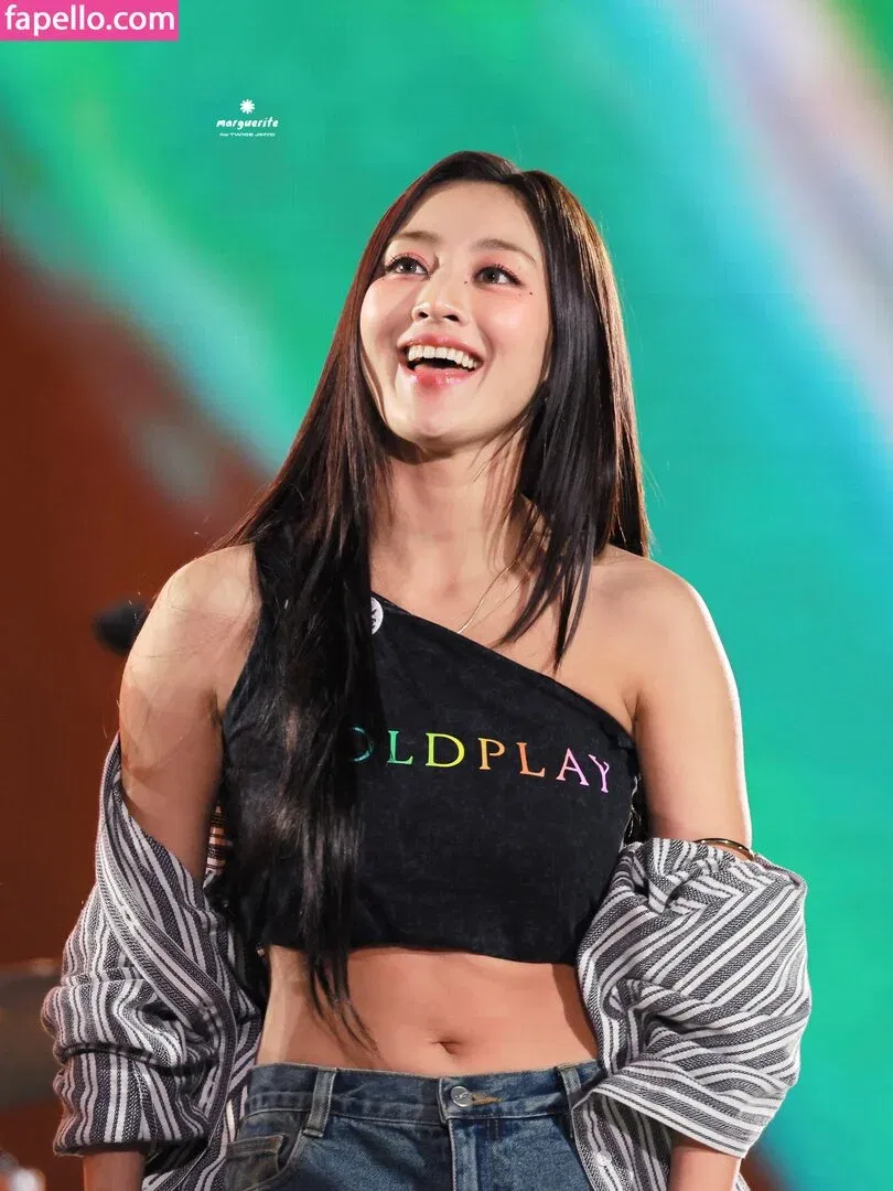 Jihyo Onlyfans Photo Gallery 