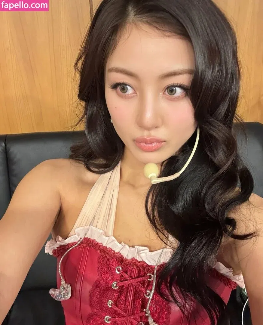 Jihyo Onlyfans Photo Gallery 