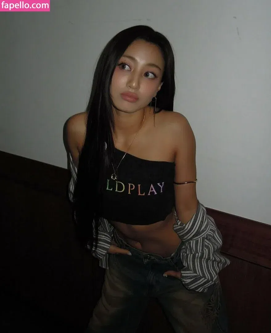 Jihyo Onlyfans Photo Gallery 