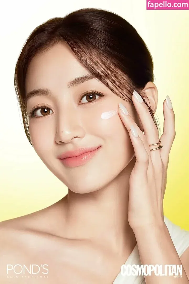 Jihyo Onlyfans Photo Gallery 