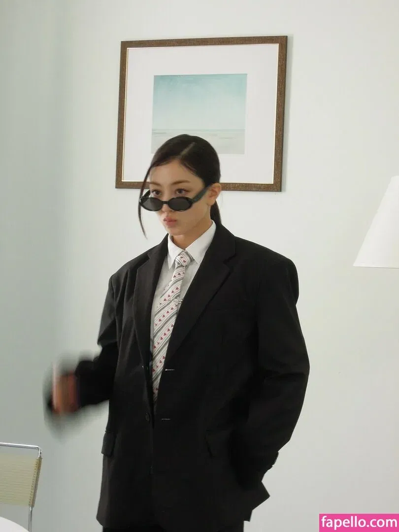 Jihyo Onlyfans Photo Gallery 