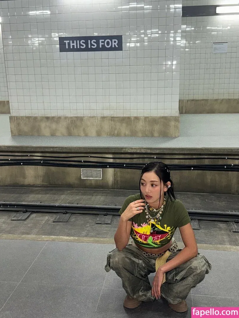 Jihyo Onlyfans Photo Gallery 