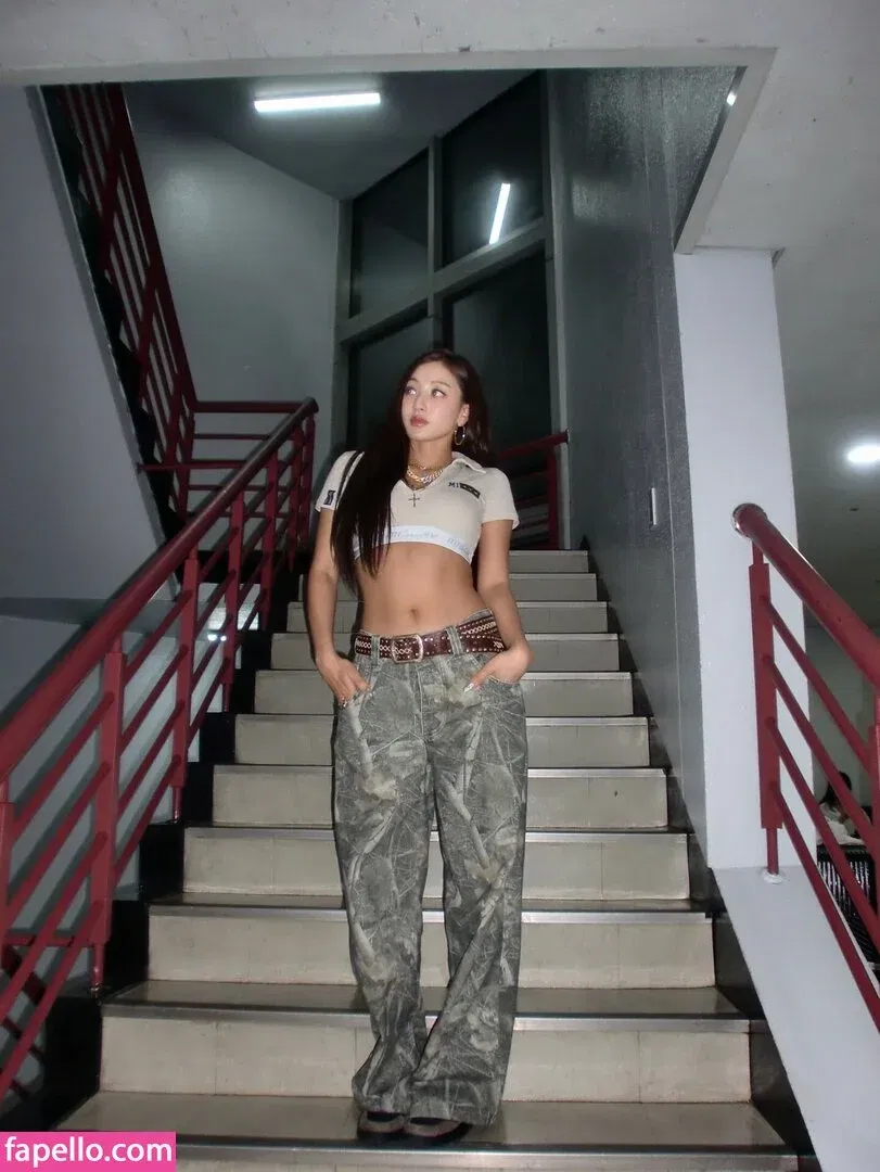 Jihyo Onlyfans Photo Gallery 