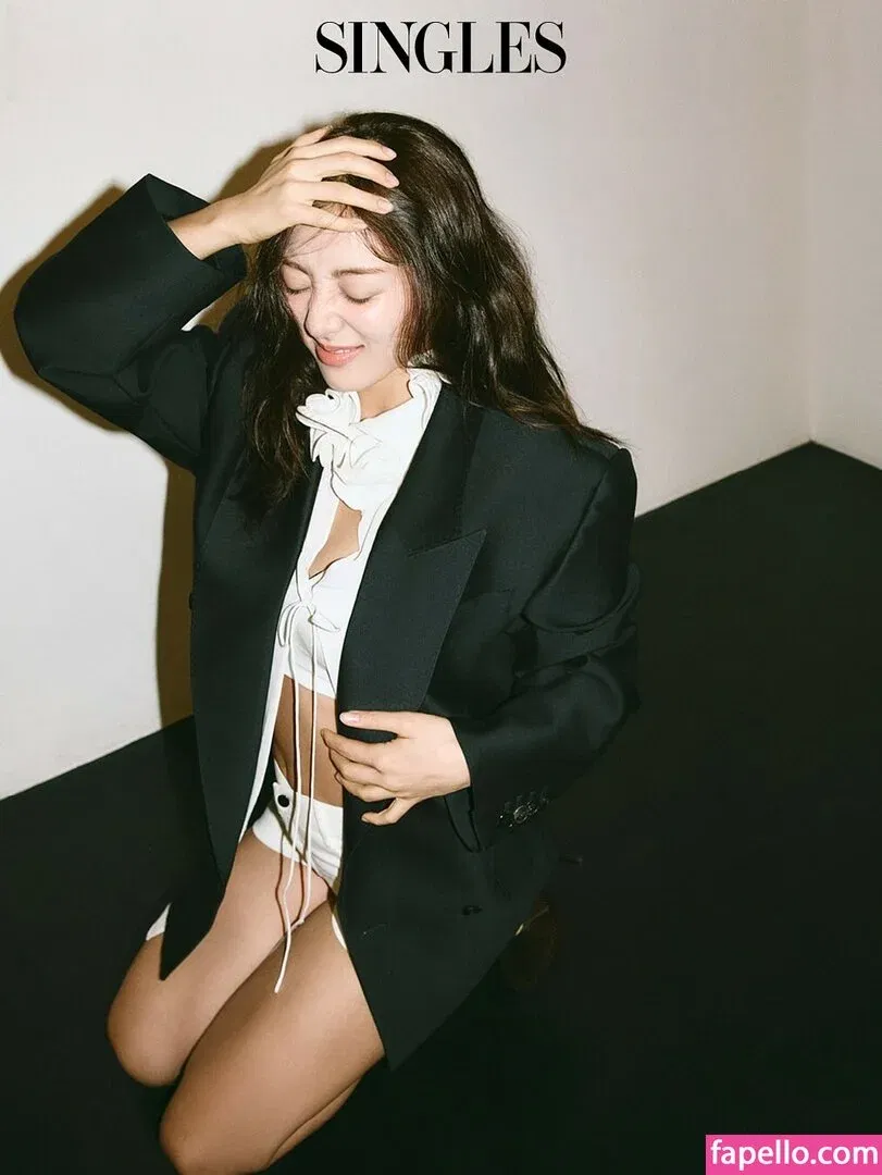 Jihyo Onlyfans Photo Gallery 