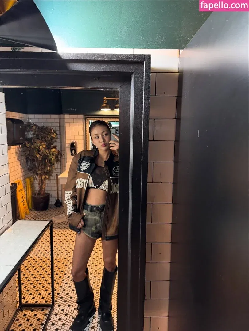 Jihyo Onlyfans Photo Gallery 