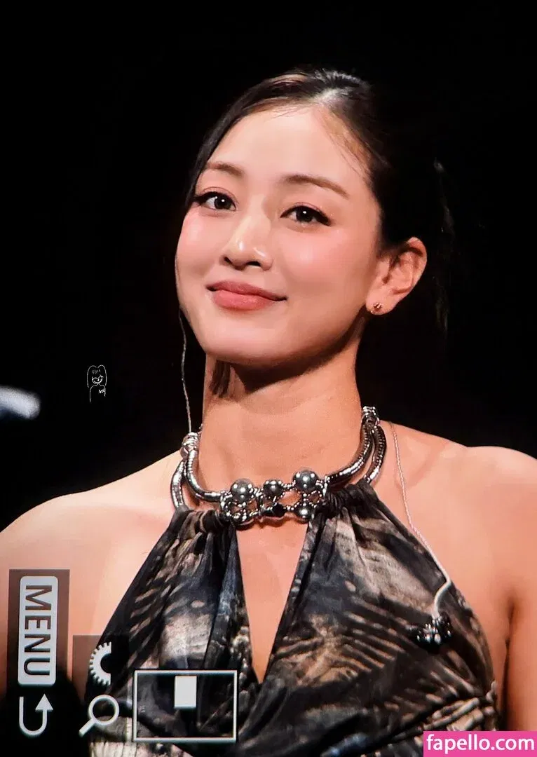 Jihyo Onlyfans Photo Gallery 