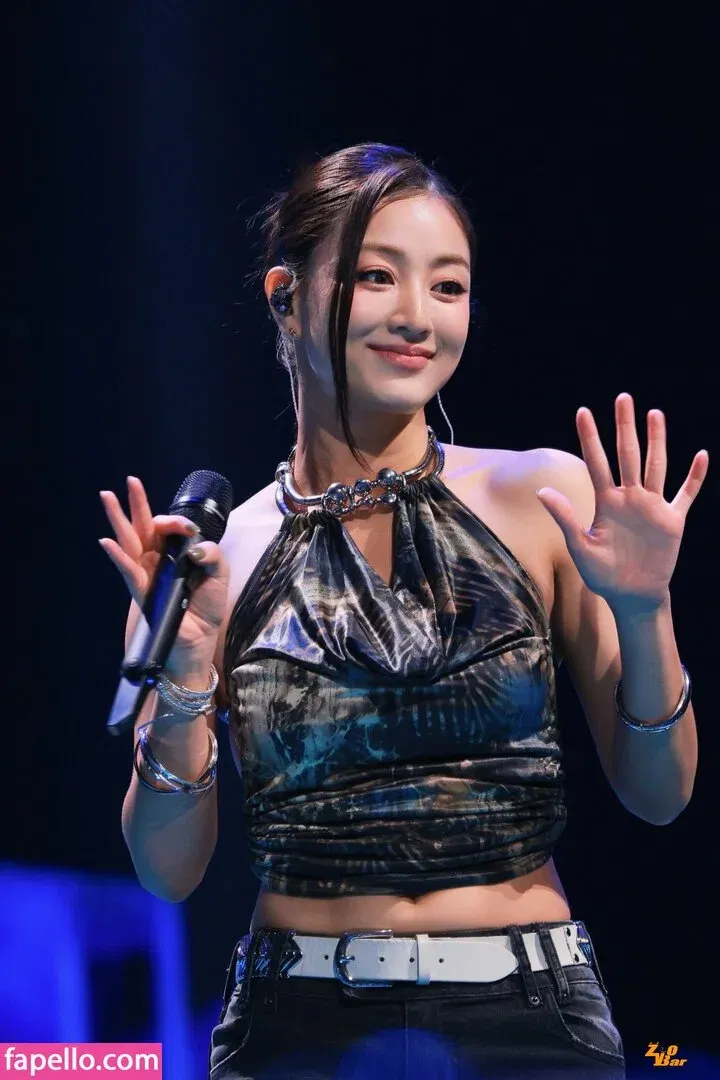 Jihyo Onlyfans Photo Gallery 